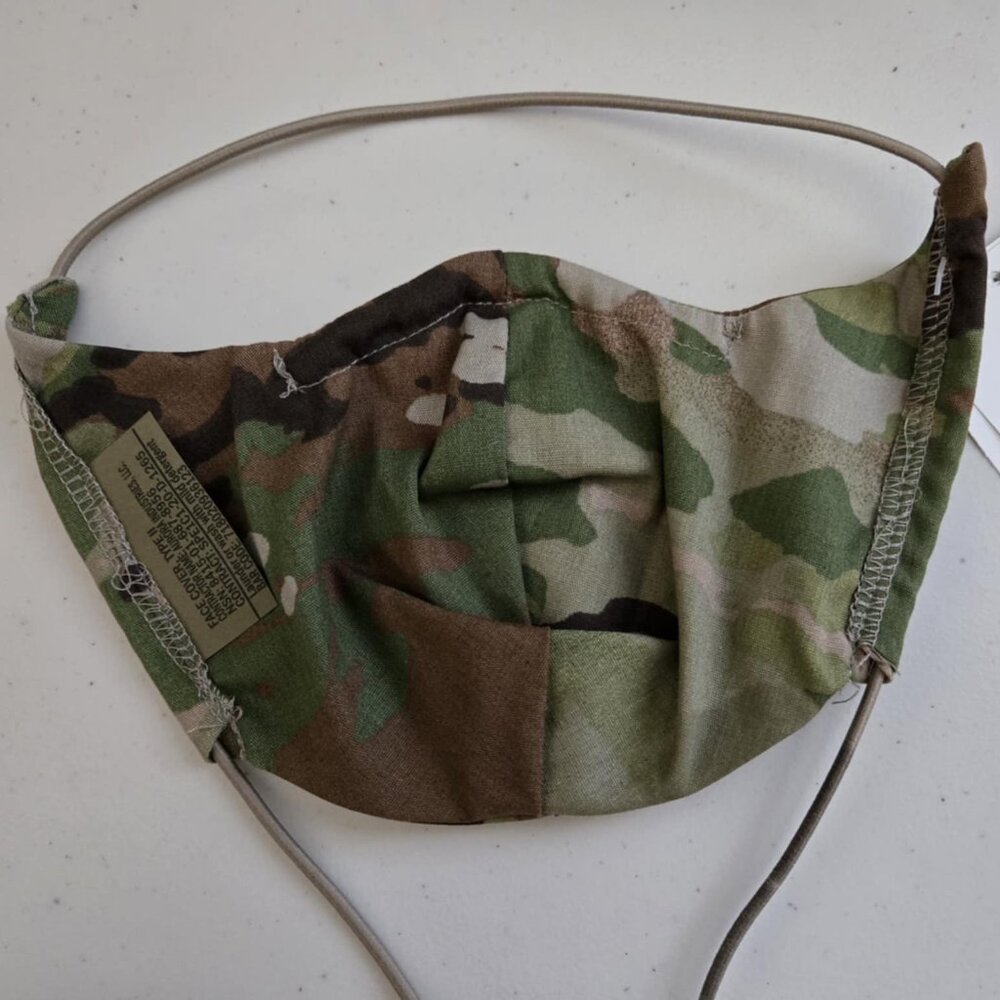 One size face mask with string